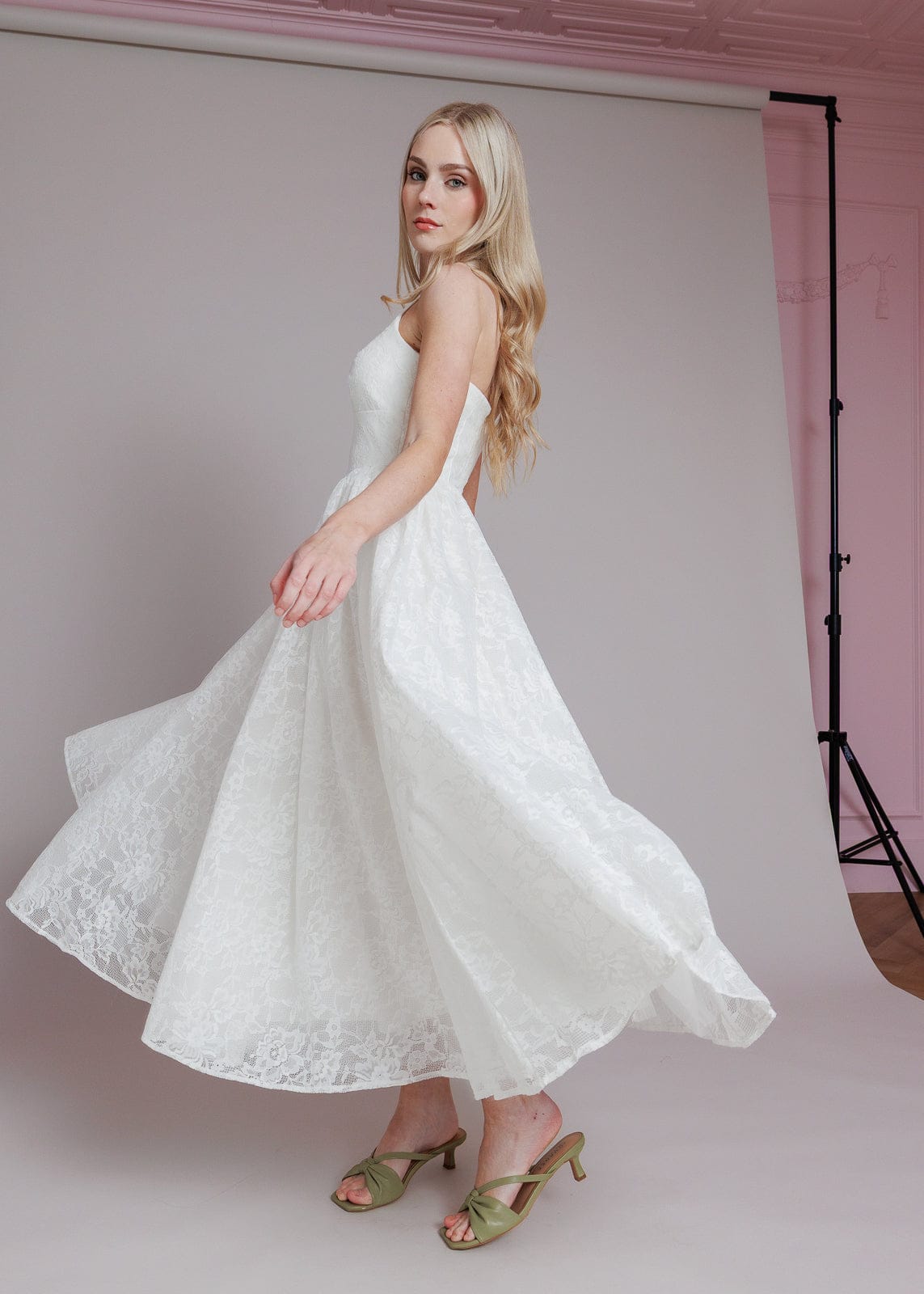 Harlow Lace Midi Dress | White Halter Floral Lace